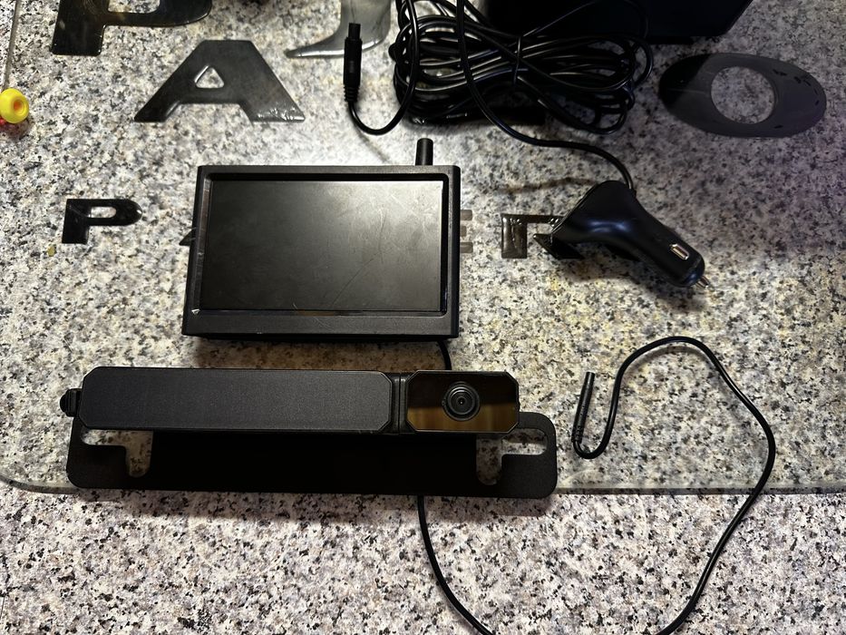 AUTO-VOX Solar1Pro бездротова камера для вантажівки