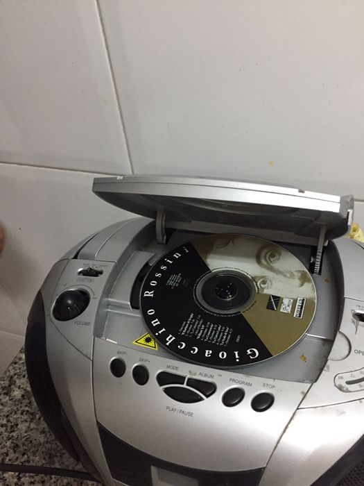 15€ vendo radio com mp3 e cd