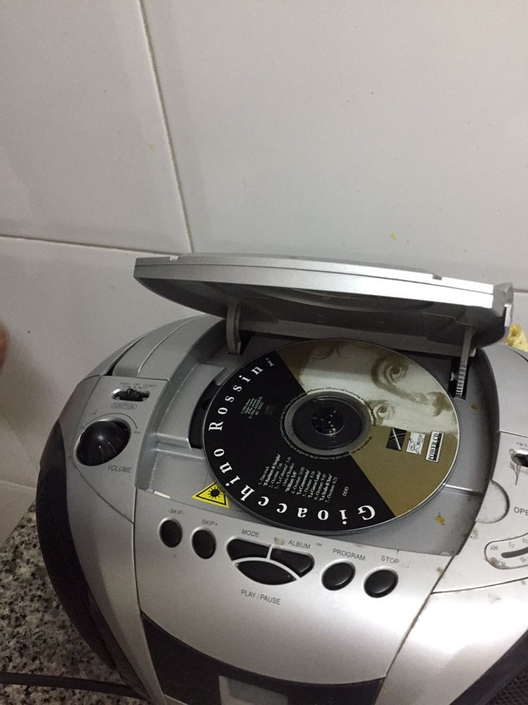 15€ vendo radio com mp3 e cd