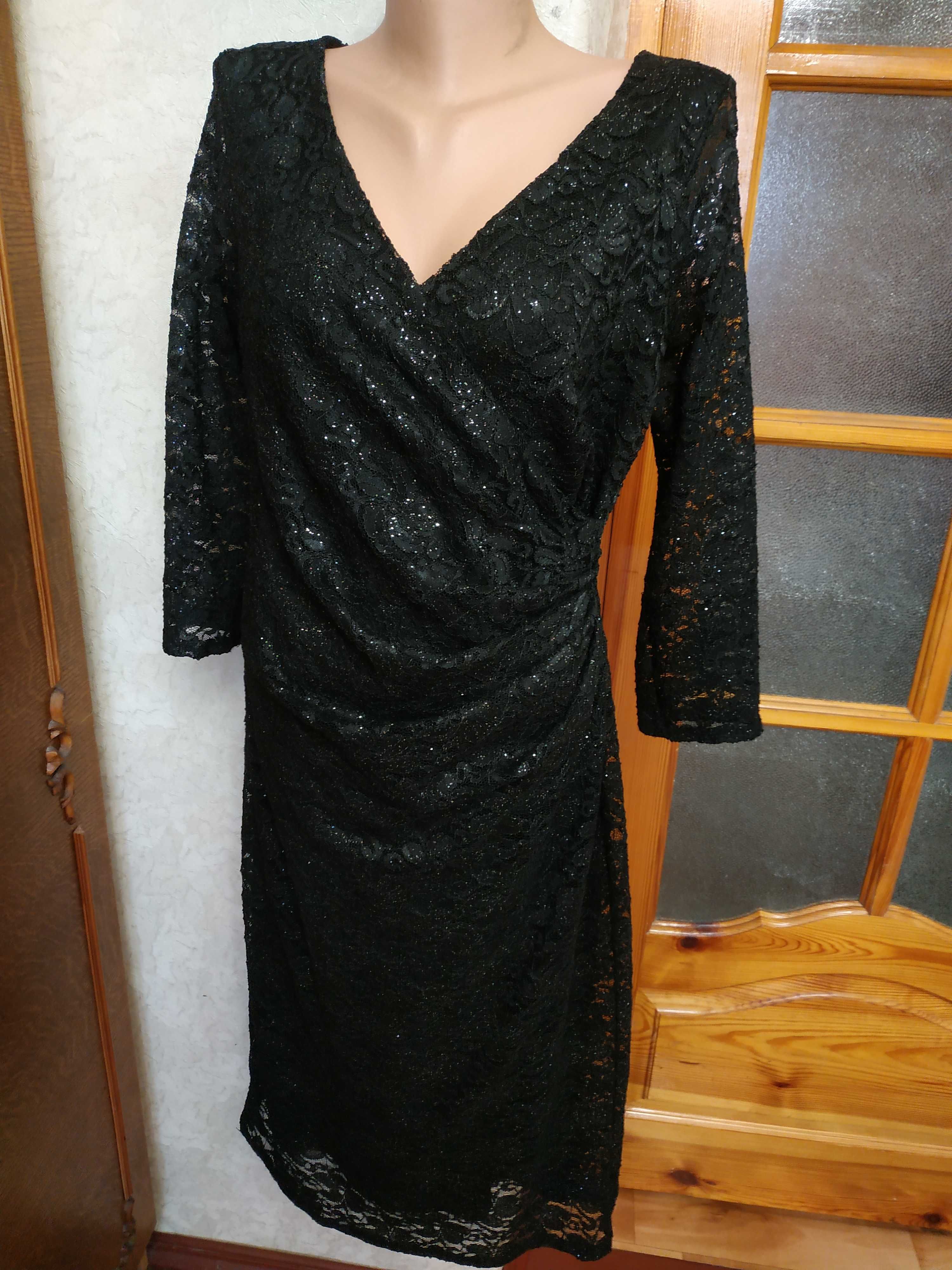 Ошатна мереживна сукня-футляр для дівчат від Дороті Перкінс 46 розмір