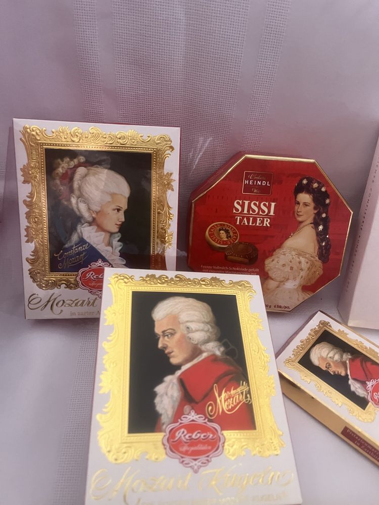 Коробочки от конфет Моцарт Mozart, Sisi, Lindt. За все - 200 грн