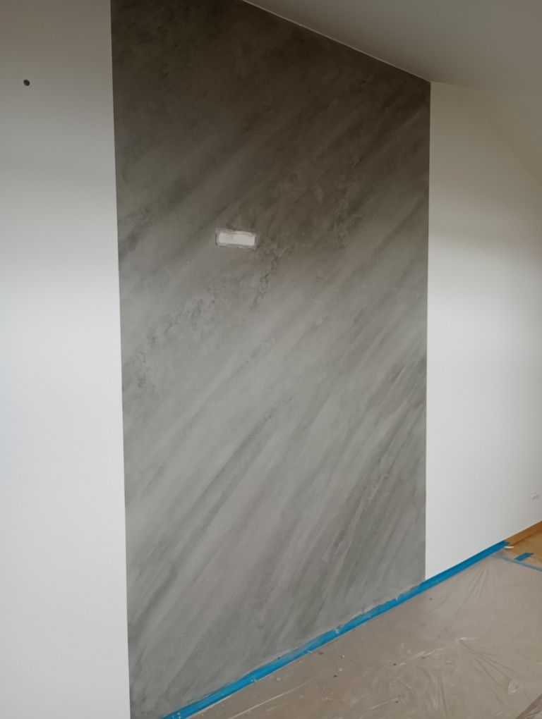 Stiuk, trawertyn, beton architektoniczny i inne tynki dekoracyjne