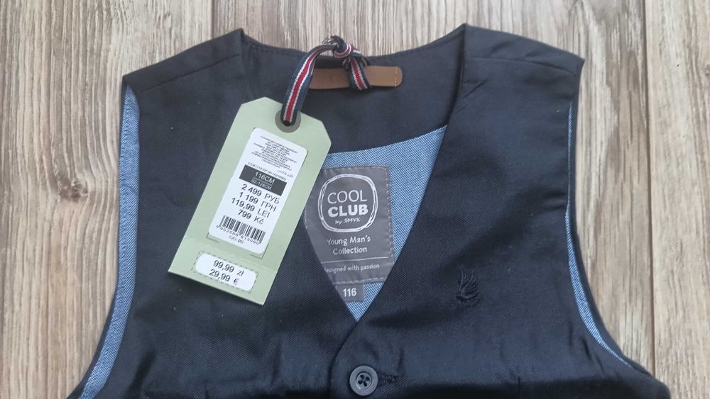 Nowy czarny garnitur Smyk roz. 116 kamizelka i spodnie