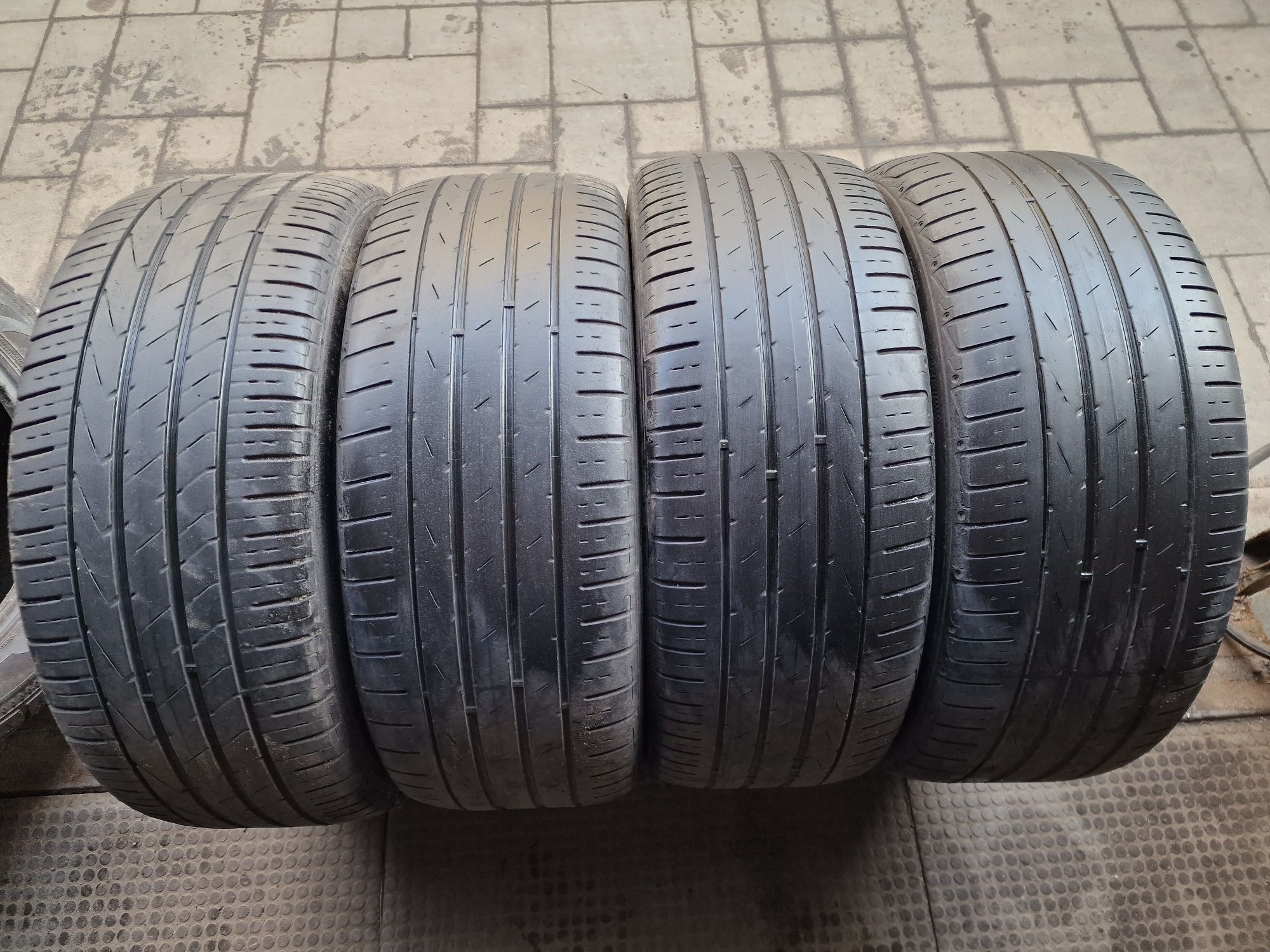 Летняя резина 245/45 R19 Hankook