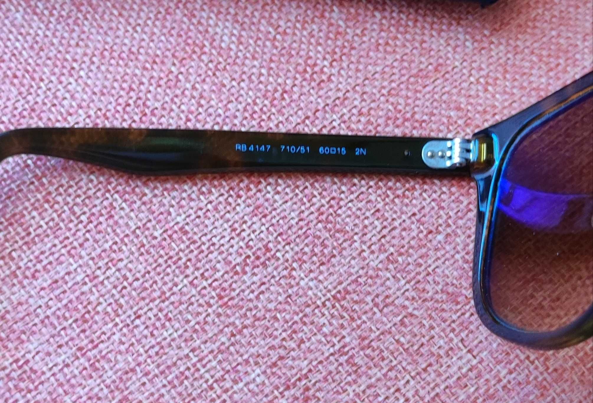 Óculos de sol Rayban modelo 4147