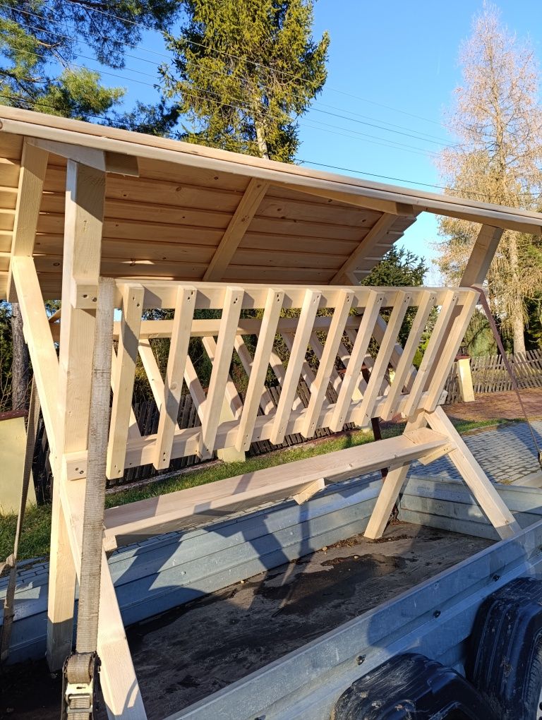 Paśnik leśny, karmnik dla saren, drewniany