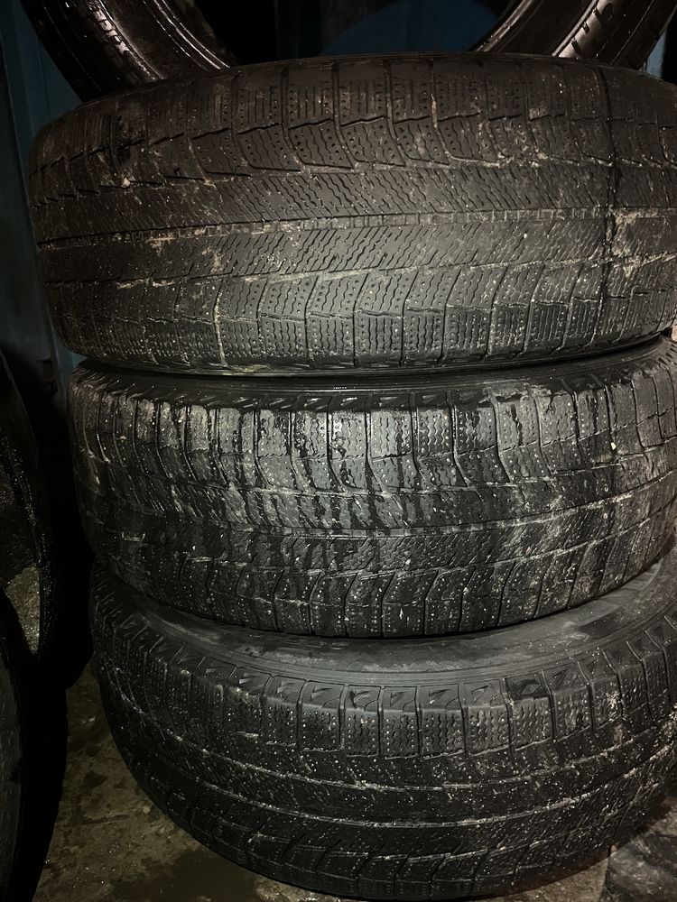 Комплект резини MICHELIN 235/65/R17