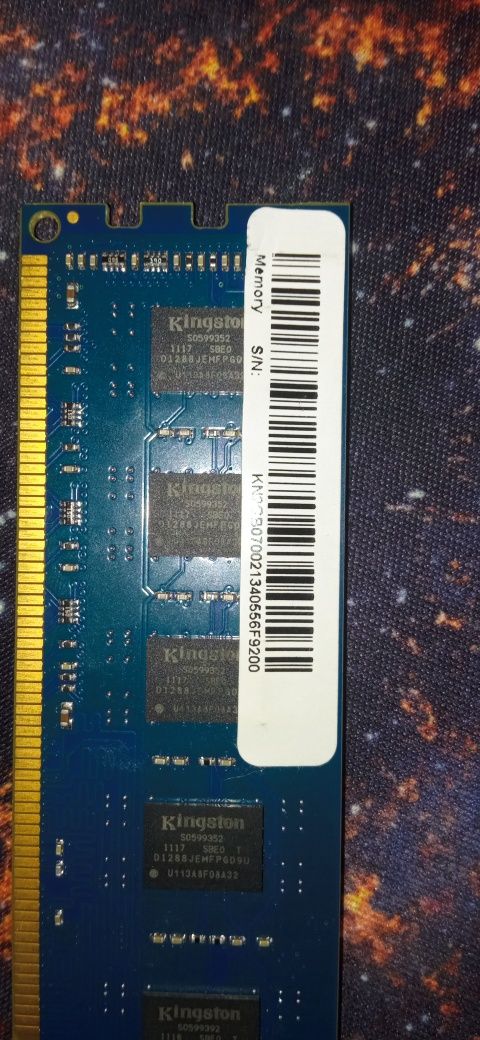 Kingston ddr3 2gb БУ