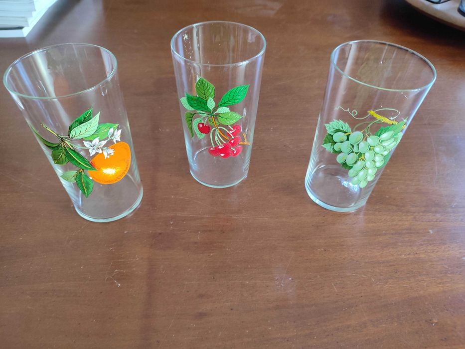 Copos altos, de sumo