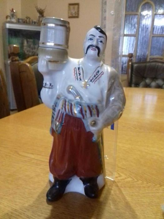 Статуетки різних видів. Оптом дешевше