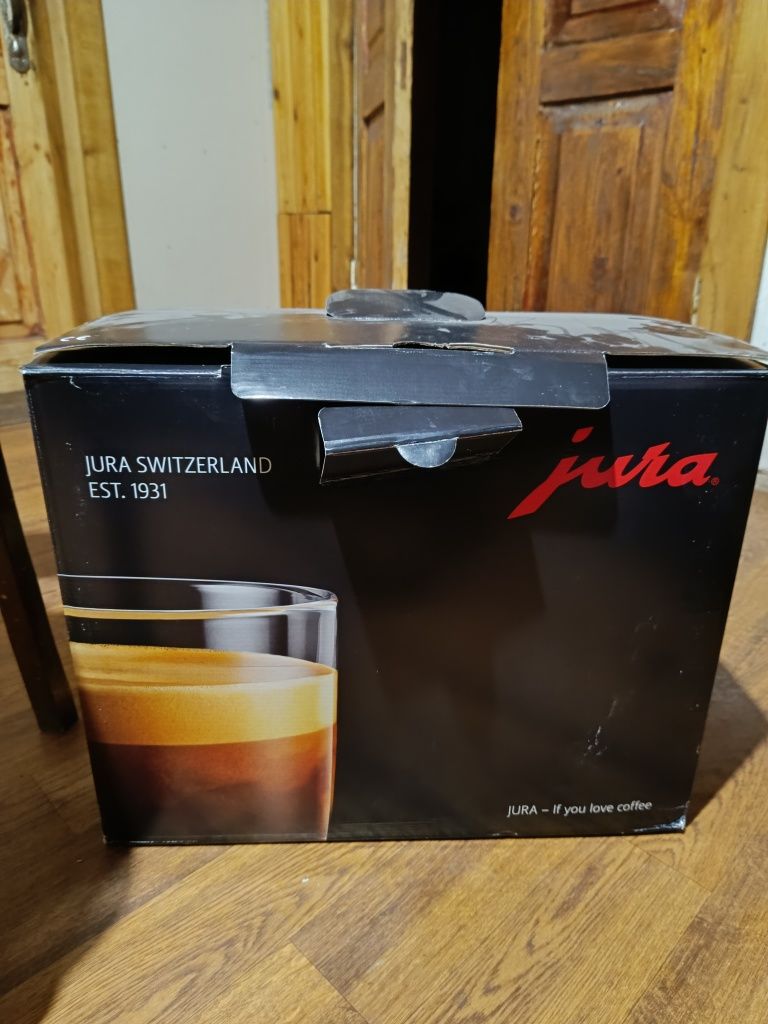 Кофемашина Jura d4 новая, дешевле магазинов