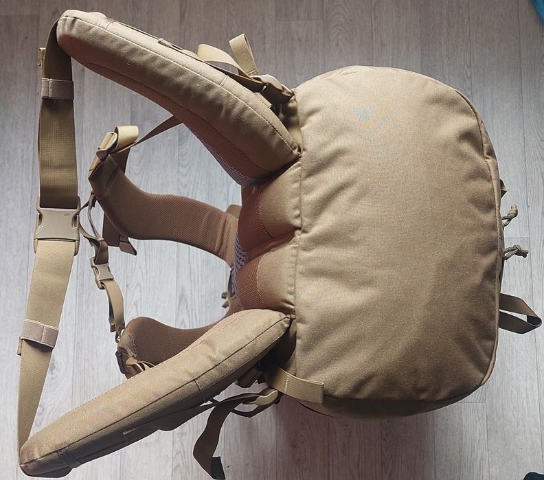 Рюкзак б/у Тasmanian tiger field pack mk ll 75, підсумок та дощевик