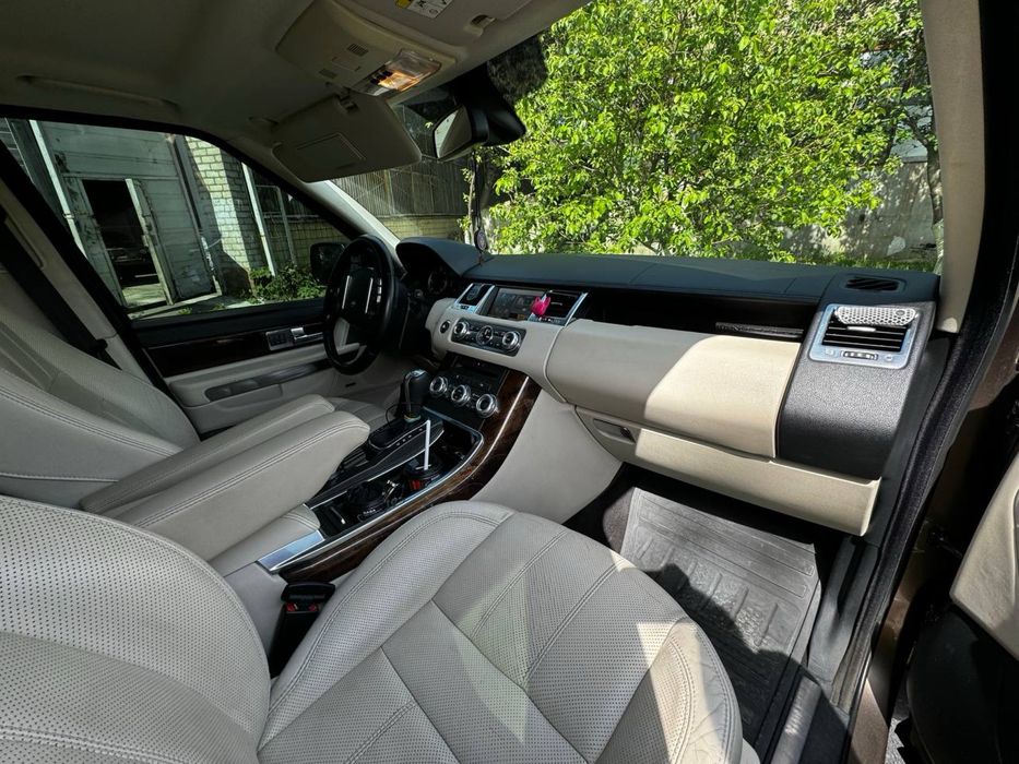 Range rover sport