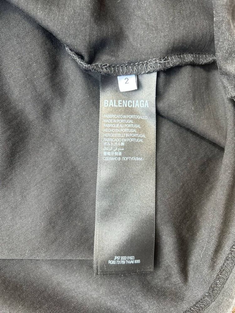 Футболка Balenciaga Pierced T‑Shirt Oversized in Black  FW 2024