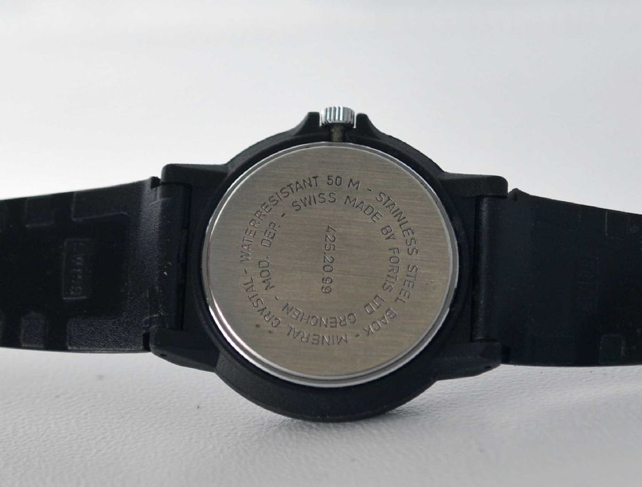 Relógio Fortis de publicidade à marca de energias AGROLA