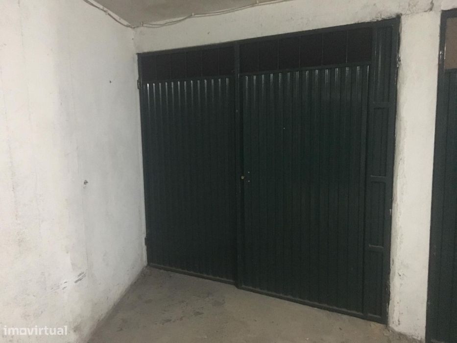 Garagem Individual com 14m2 - Rua do Agro - Vila Nova de Gaia