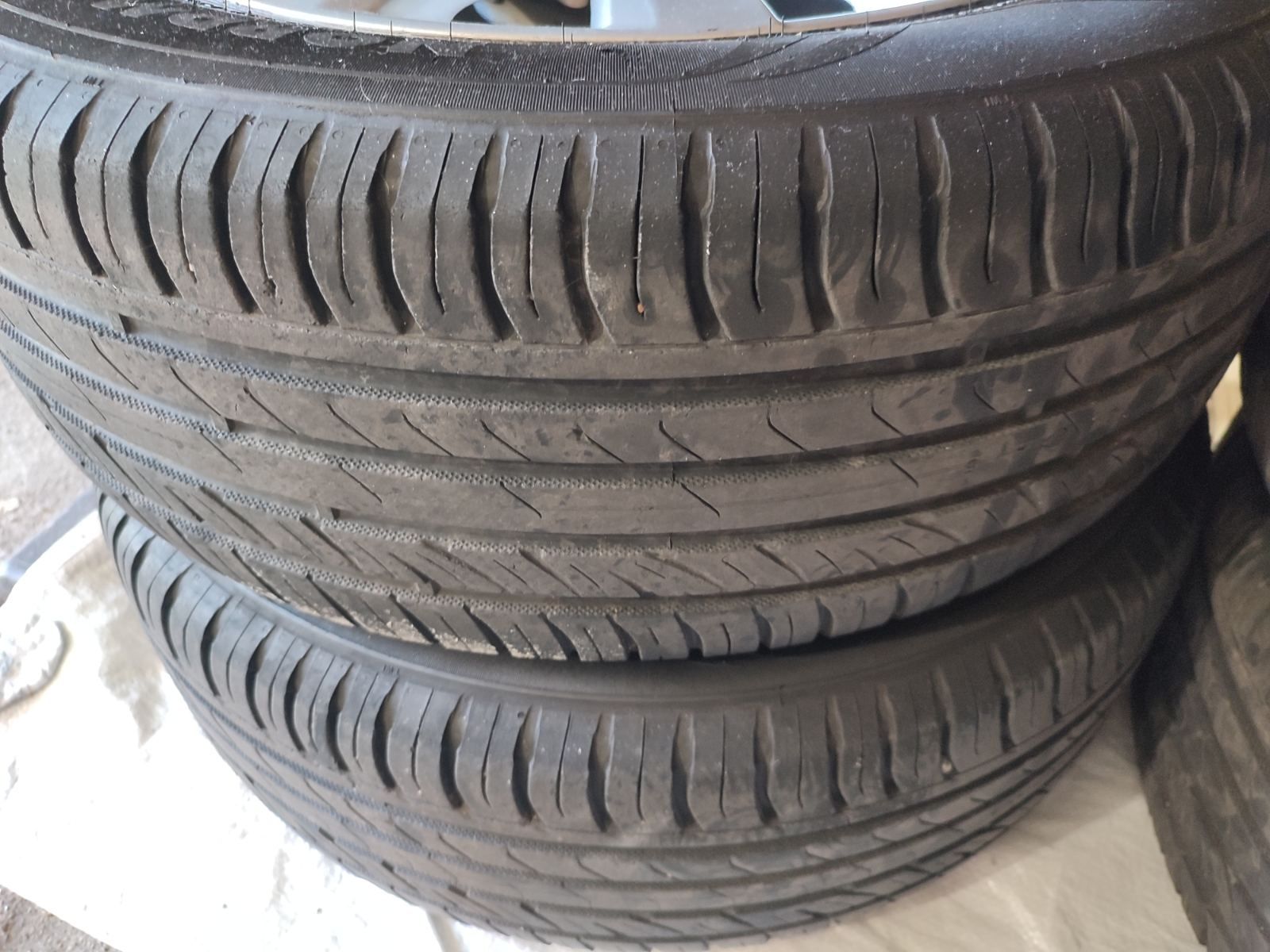 Летние шины NOKIAN 215/60 R 16