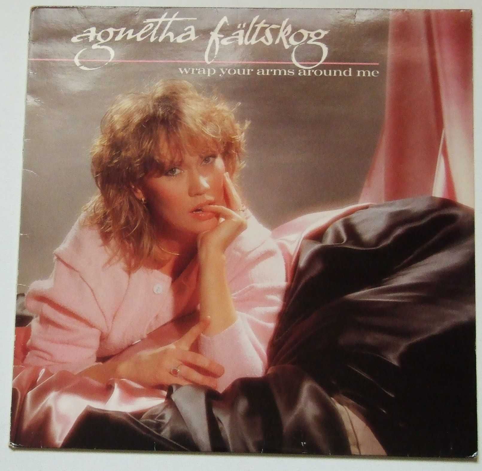 Agnetha Fältskog – Wrap Your Arms Around Me