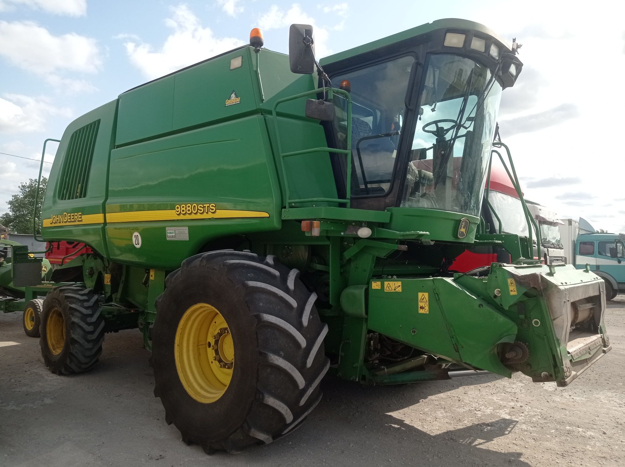 Комбайн Джон Дир StS 9880