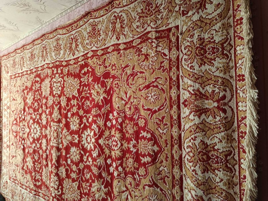 Ковер шерстяной.