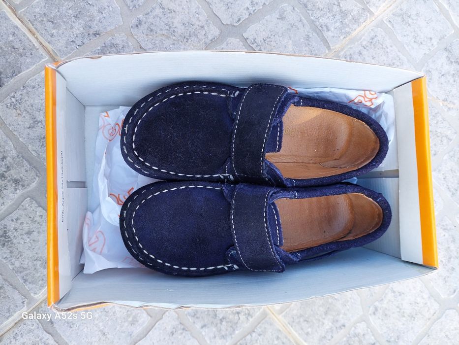 Mocassins menino em pele