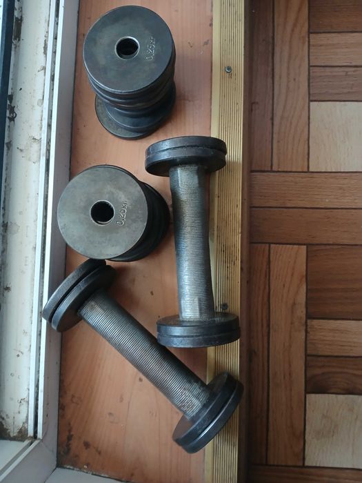 продам гантели разборные 4 кг, ссср,