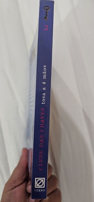 Livro clube das chaves