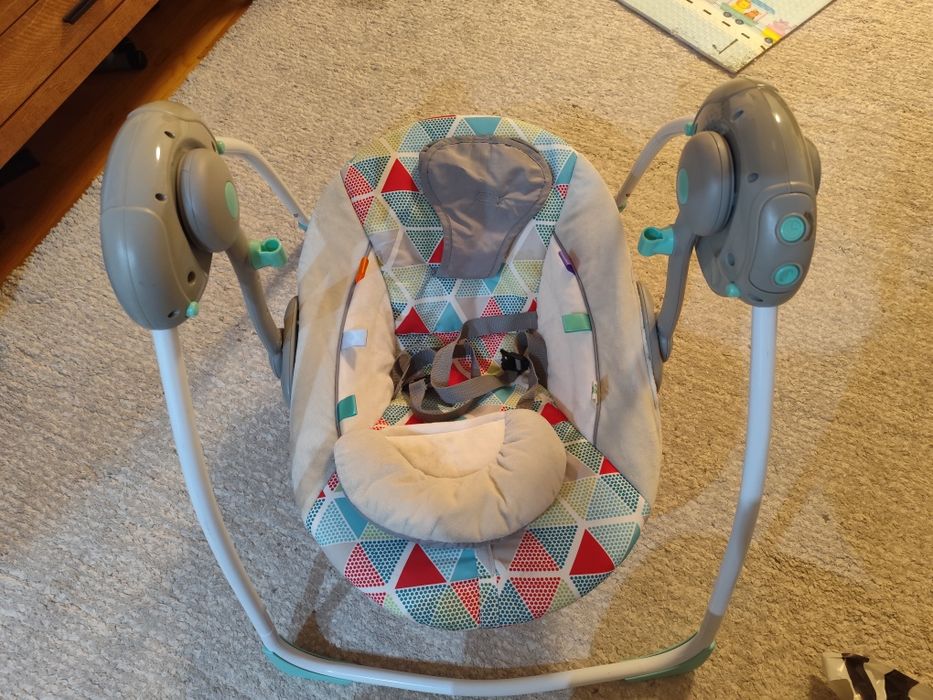 Cadeira baloiço de bebê