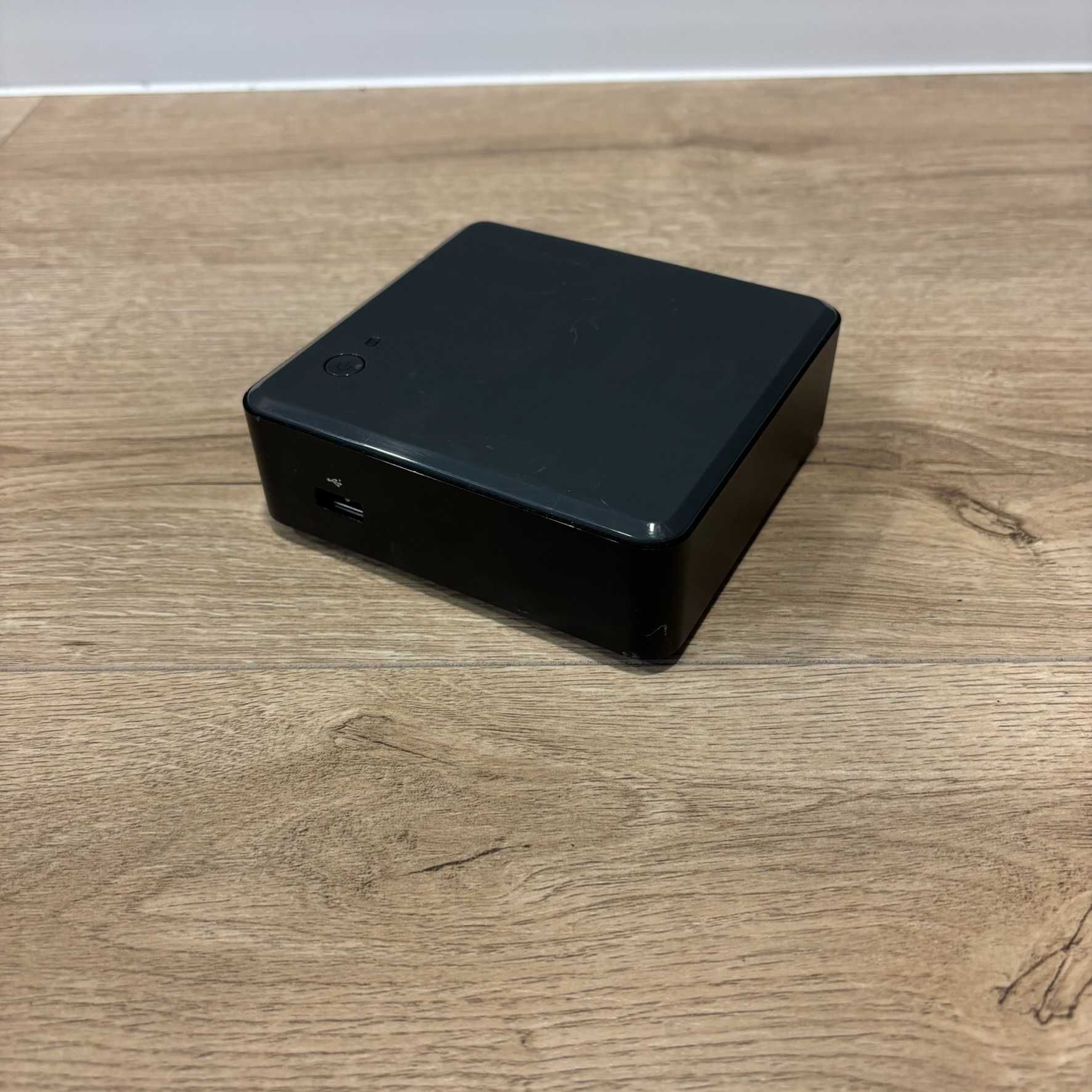 Mini komputer Intel NUC DCCP84DYE | 128gb SSD/ 8GB DDR3