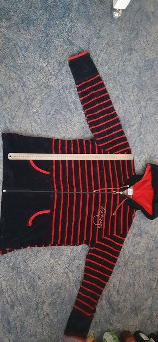 Костюм спортивный