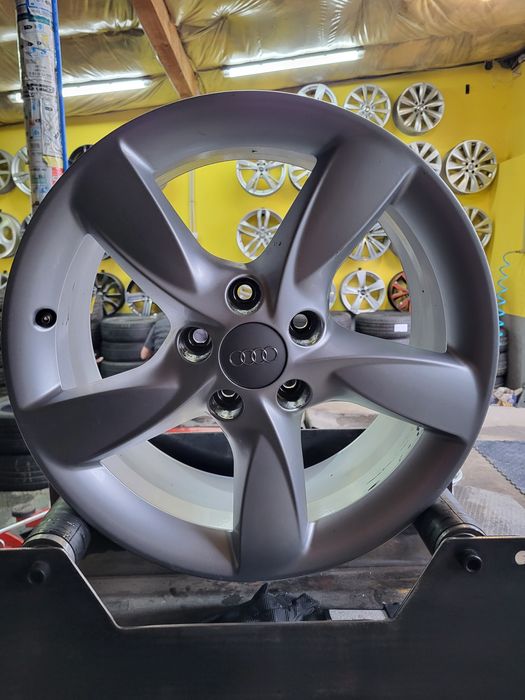 4× Felga aluminiowa Audi OE AUDI A6 C7 7.5" x 17" 5x112 ET 37