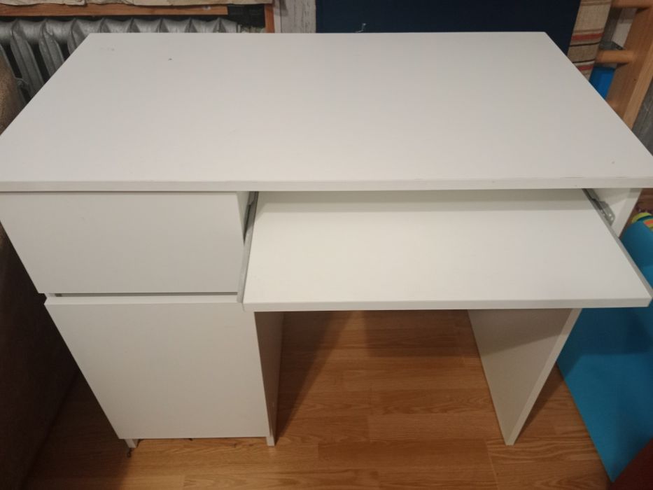 Biurko białe 50x90