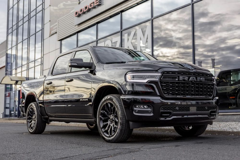 RAM 1500 RAM 1500 Limited! Maksymalne wyposażenie! 540 koni! Rambox!