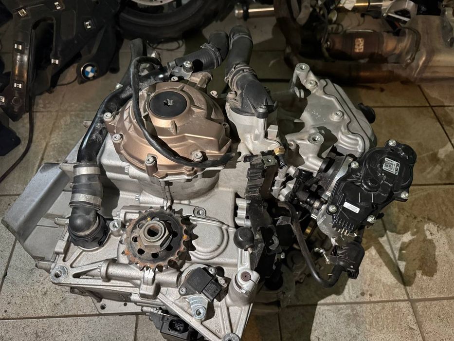 Мотор для мотоцикла BMW S1000R S1000XR 2022 год