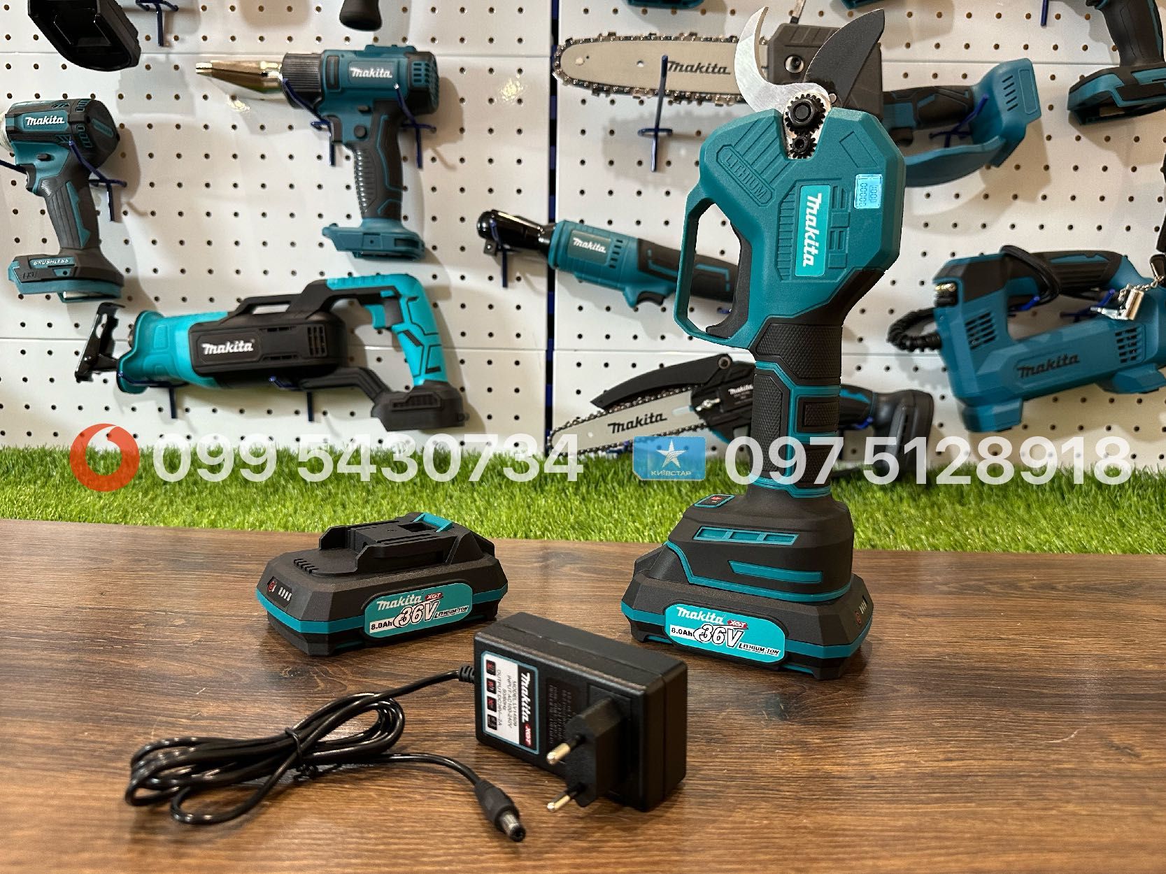 Акумуляторний Секатор Makita DMT75BL 36V 8Ah гілкоріз кущоріз 45мм