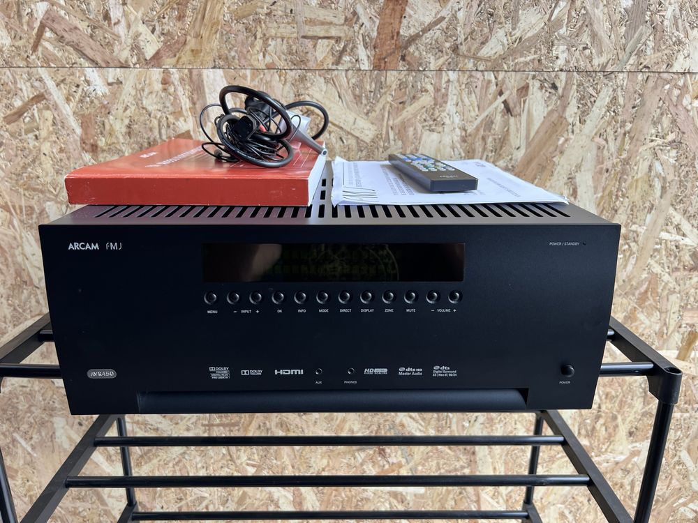 Arcam fmj AVR450 amplituner 7.1 w pieknym stanie + pilot mikrofon inst