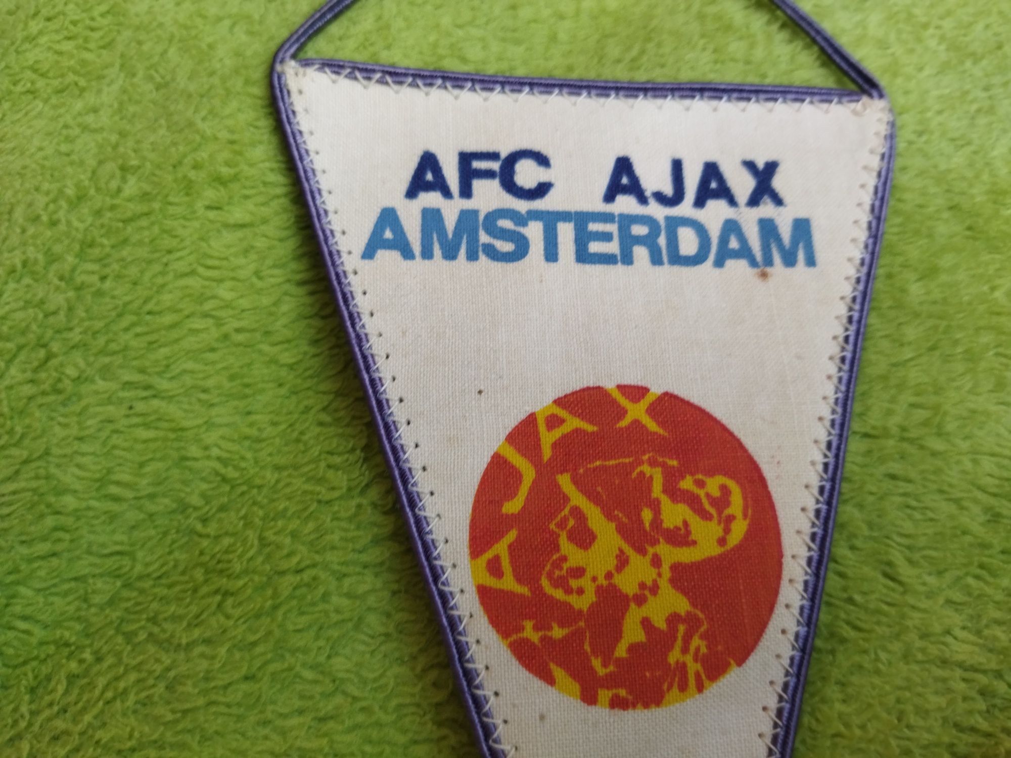 2 proporczyki Afc Ajax Amsterdam Benfica Lizbona 15cm stare lata 80