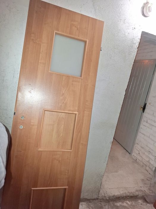 Drzwi łazienkowe 2 szt. 70 cm prawe i 60 cm lewe