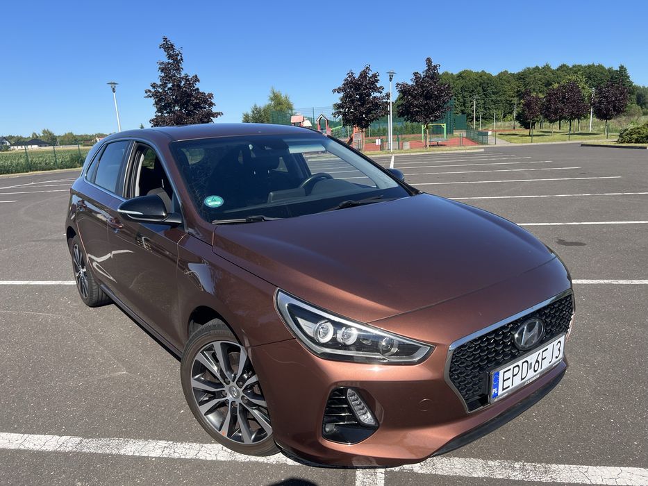 Hyundai i30 1.6 CRDI Intro