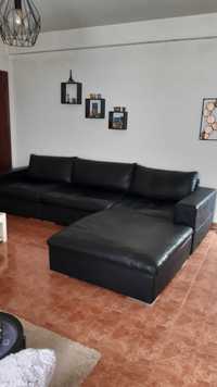 Sofá chaise long preto em pele