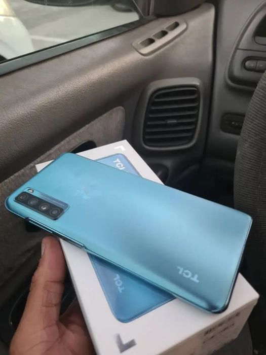 TCL 20L+ dualsim/256gb, espetacular smartphone/aceito troca ou retoma