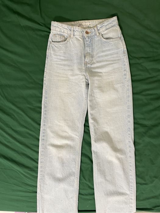 Світло-блакитні джинси ZARA