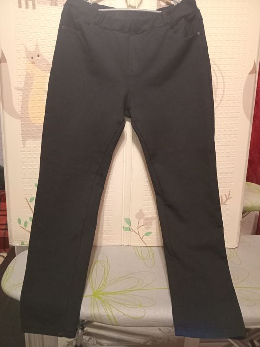 Брюки  жіночі,  утеплені.