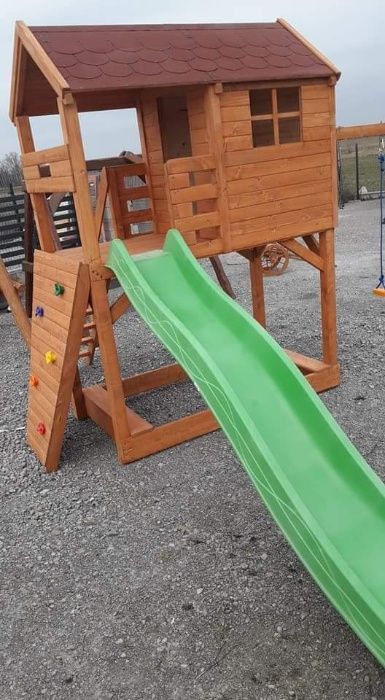 duży Plac zabaw, domek dla dzieci, zjeżdżalnia, ścianka wspinaczkowa