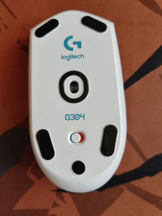 Logitech G304 lightspeed branco rato gaming (ou não)