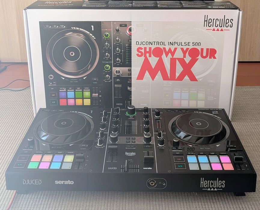 Controladora DJ Hercules DJControl Inpulse 500