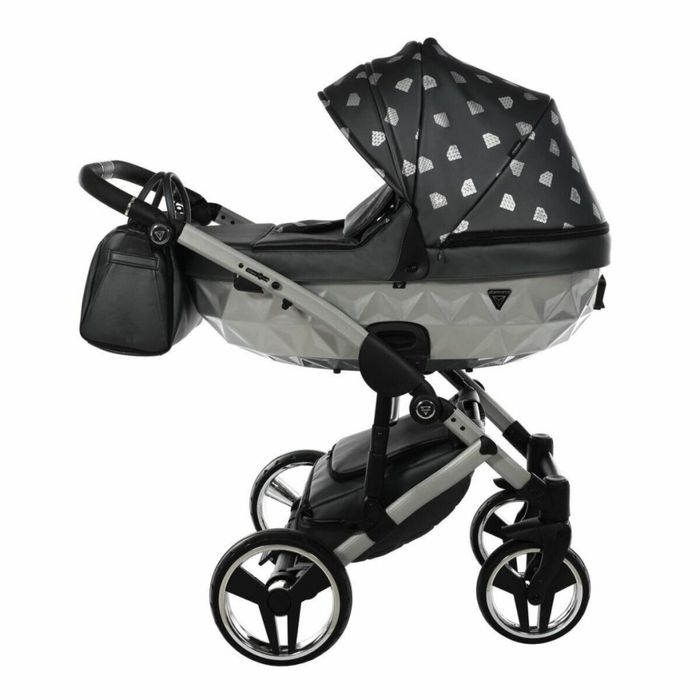 Продам універсальну коляску 3v1 з автокріслом Junama Diamond Glow