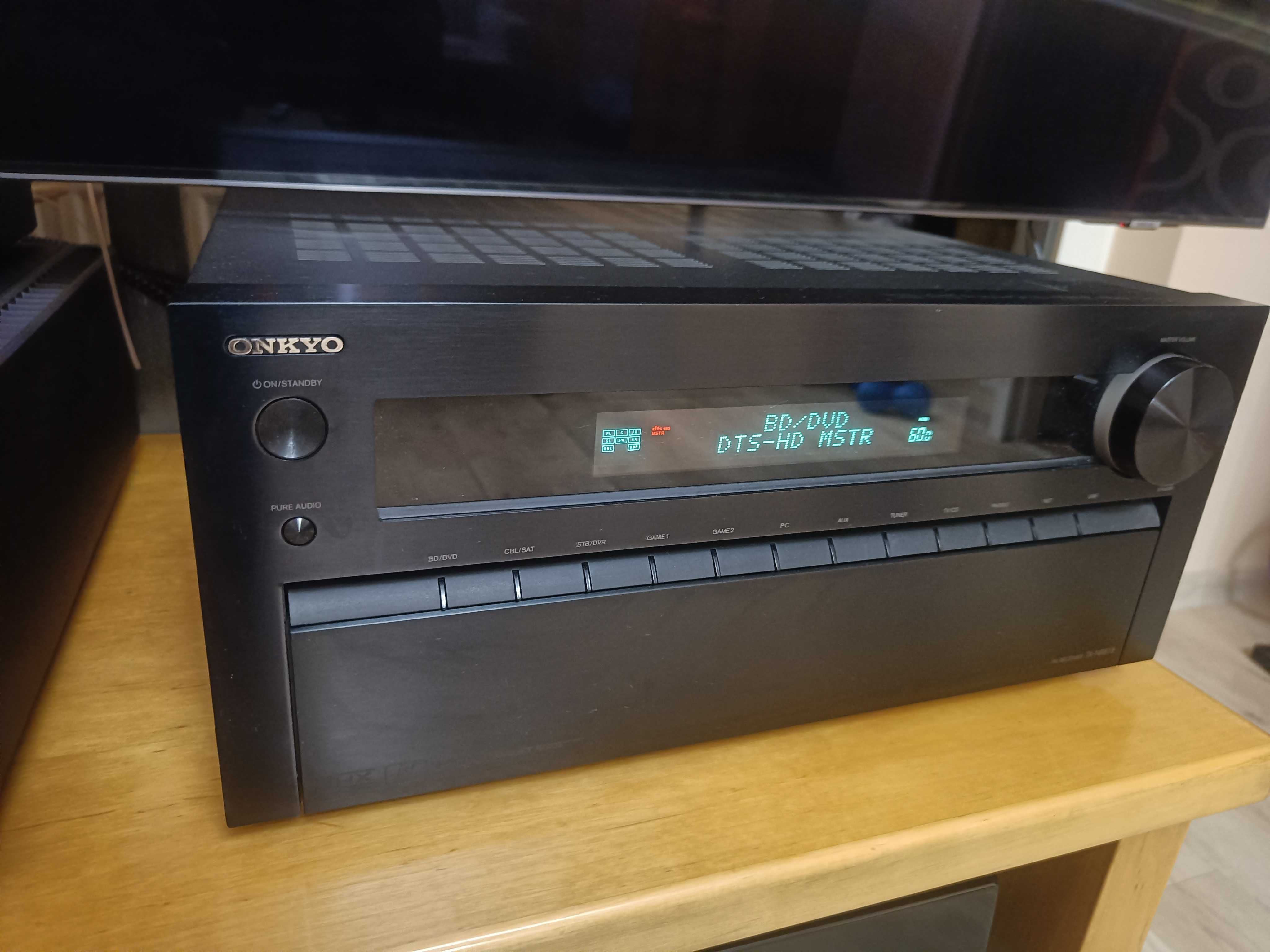 Onkyo TX NR818 amplituner + gratisy