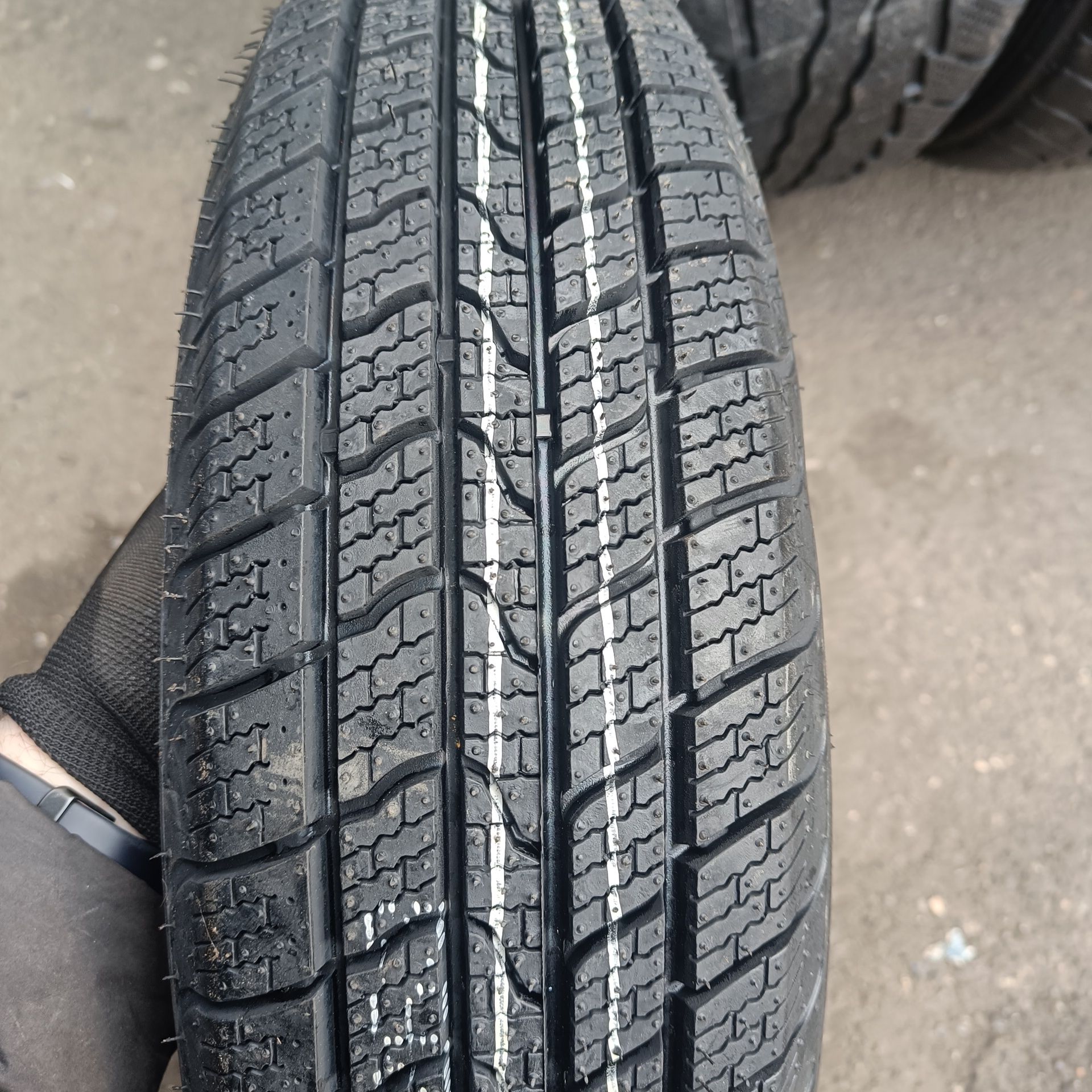 155/70 R 13, Нова резина