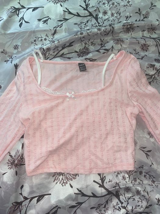 młodzieżowe bluzki